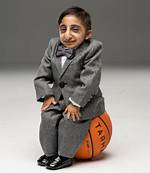 Afshin Esmaeil Ghaderzadeh – Who Is the Shortest Man in the World Alive? Age, Bio, Wiki, Career, Family, Height & Facts