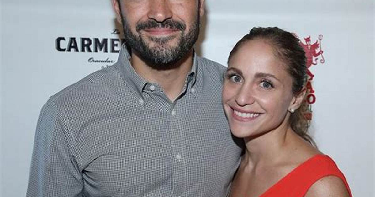 Alfonso Herrera Wife