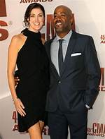Beth Leonard Bio, Age, Everything About Darius Ruckers Wife ·