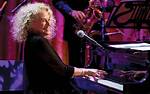 Carole King Biography, Life, Interesting Facts ·