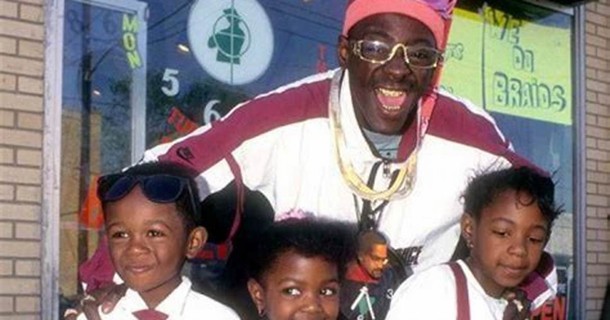 Exploring the Family Life of Flavor Flav: How Many Children Does He Have?