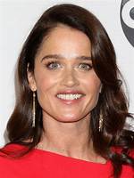 Exploring the Love Life of Robin Tunney