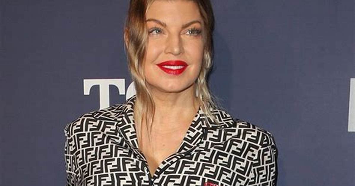 Fergie Biography - Facts, Childhood, Family Life & Achievements