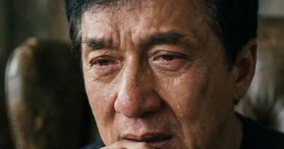 Jackie Chan Couldn't Control His Emotions After Hearingabout Mother