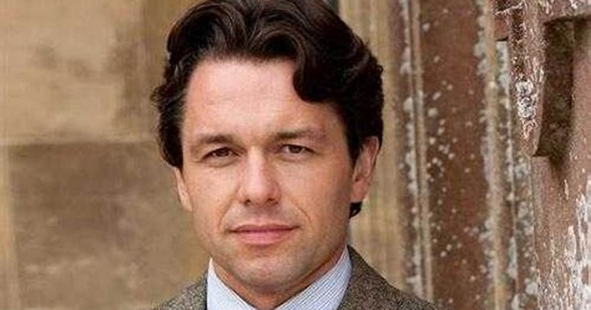 Julian Ovenden - Bio, Age, Net Worth, Height, Married, Nationality, Body Measurement, Career