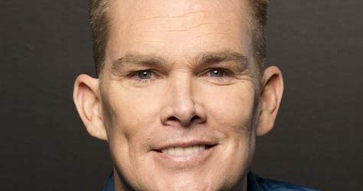 Mark Mcgrath |