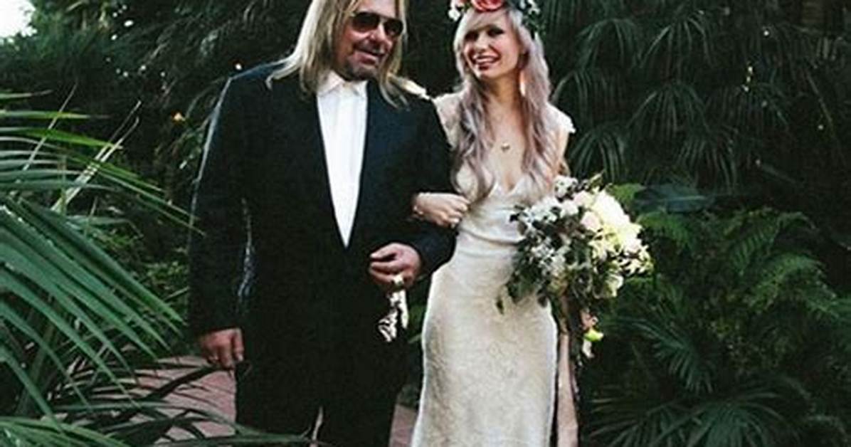 Meet Elizabeth Ashley Wharton – Photos of Vince Neil’s Daughter with Ex-Wife Beth Lynn