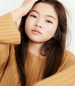 Miya Cech Age, Height, Weight, Measurements, Ethnicity, Biography