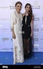 Noor Pahlavi ·