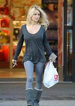 Pamela Anderson's Favorite Ugg Boots: Style and Comfort