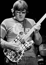 Terry Kath (Guitarist) - Age, Birthday, Bio, Facts, Family, Net Worth, Height & More
