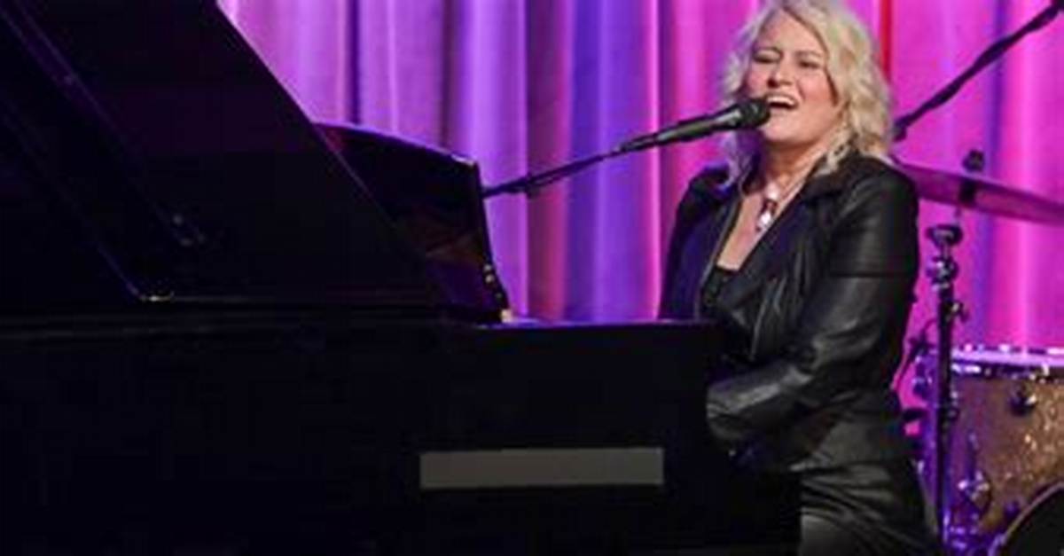 The Wait Is over: Paula Coles Opening Song Returns to Dawsons Creek
