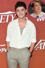 Unveiling Noah Schnapp's Relationship Status: Discoveries and Insights