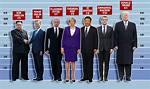 Unveiling the Height of Emmanuel Macron: a Closer Look