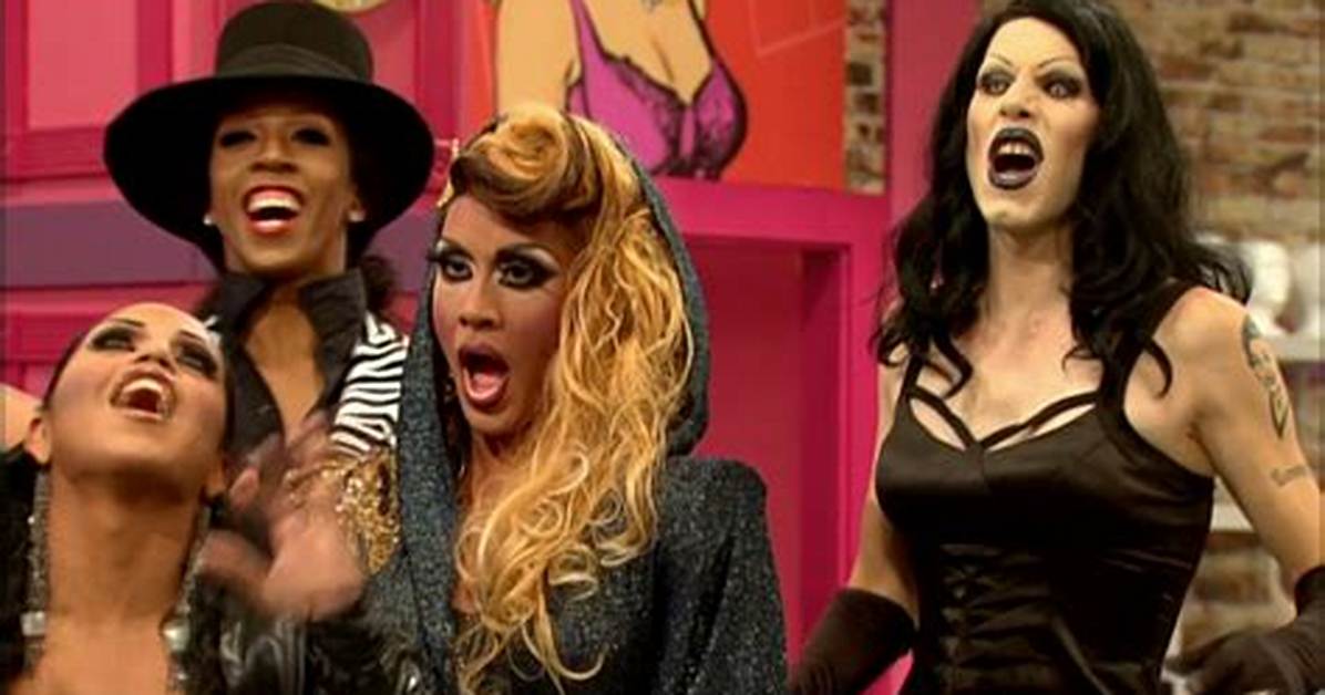 Watch Shangela Explain Cis Women Drag Queens to Andy Cohen on Wwhl